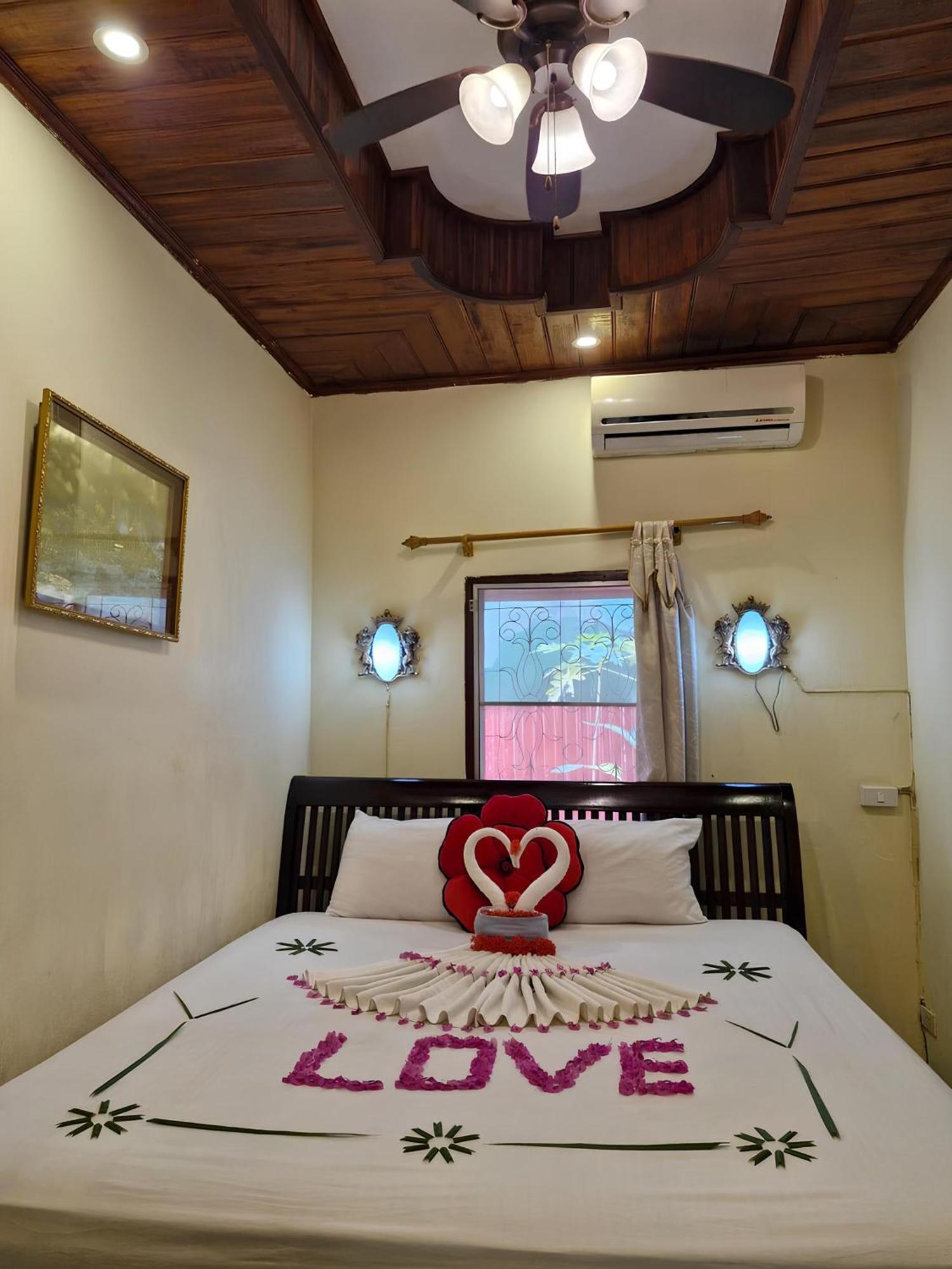 Hotel Sakura Wood House à Luang Prabang Extérieur photo