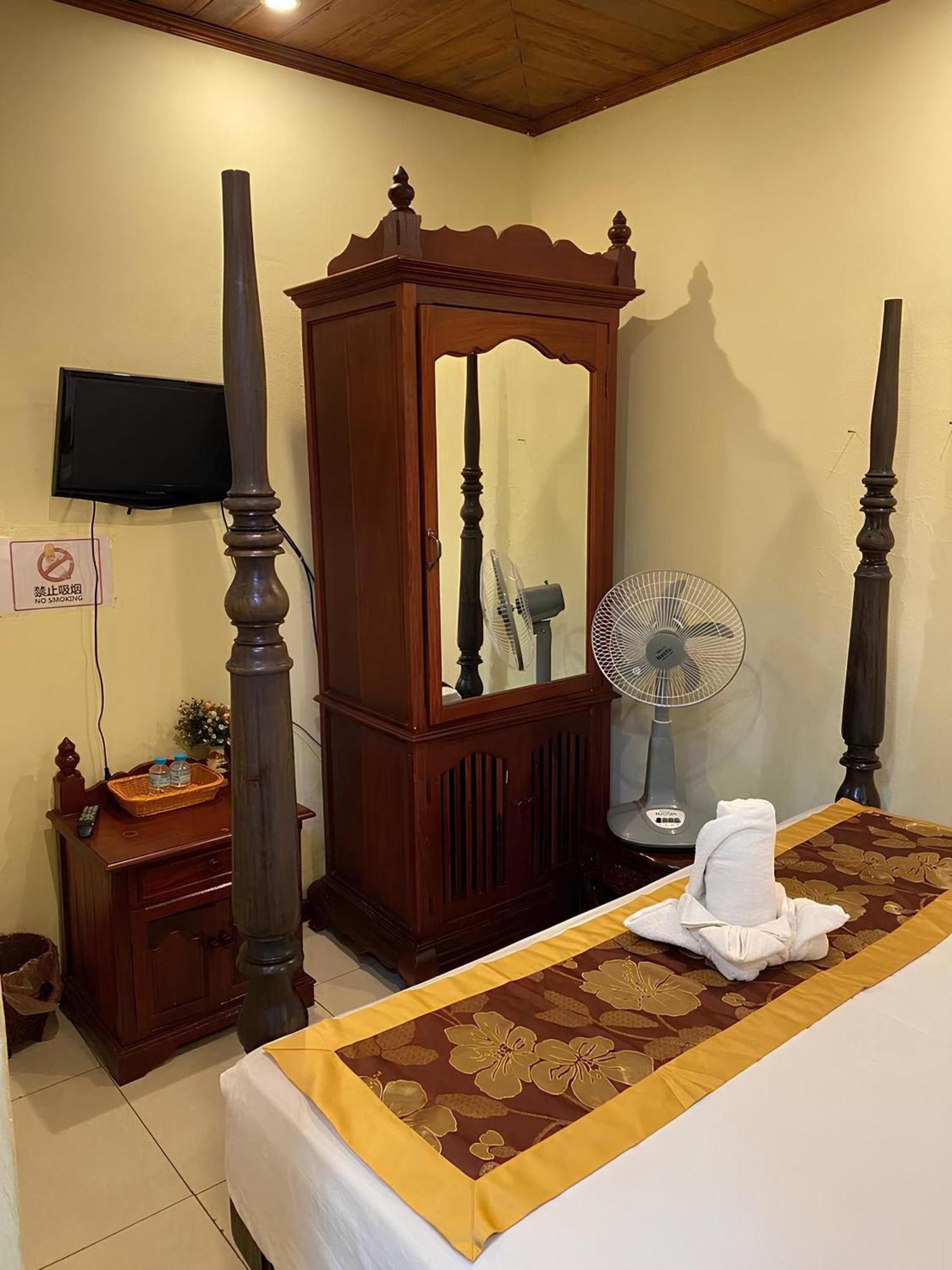 Hotel Sakura Wood House à Luang Prabang Extérieur photo